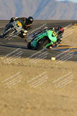 media/Dec-16-2023-CVMA (Sat) [[bb38a358a2]]/Race 13 Amateur Supersport Middleweight/